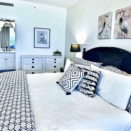 Barefoot Bliss - Beachfront Condo - Sleeps 12 パナマシティービーチ エクステリア 写真