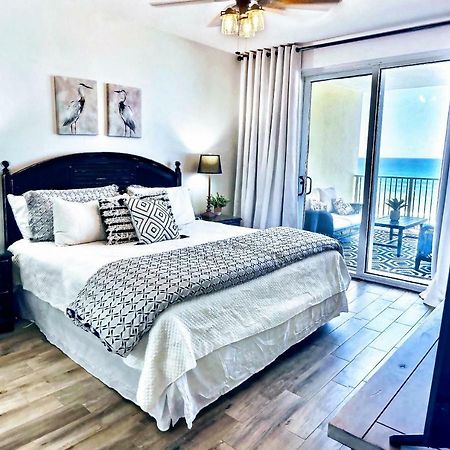 Barefoot Bliss - Beachfront Condo - Sleeps 12 パナマシティービーチ エクステリア 写真