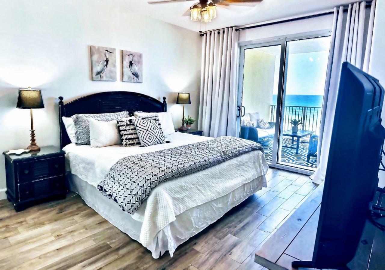 Barefoot Bliss - Beachfront Condo - Sleeps 12 パナマシティービーチ エクステリア 写真