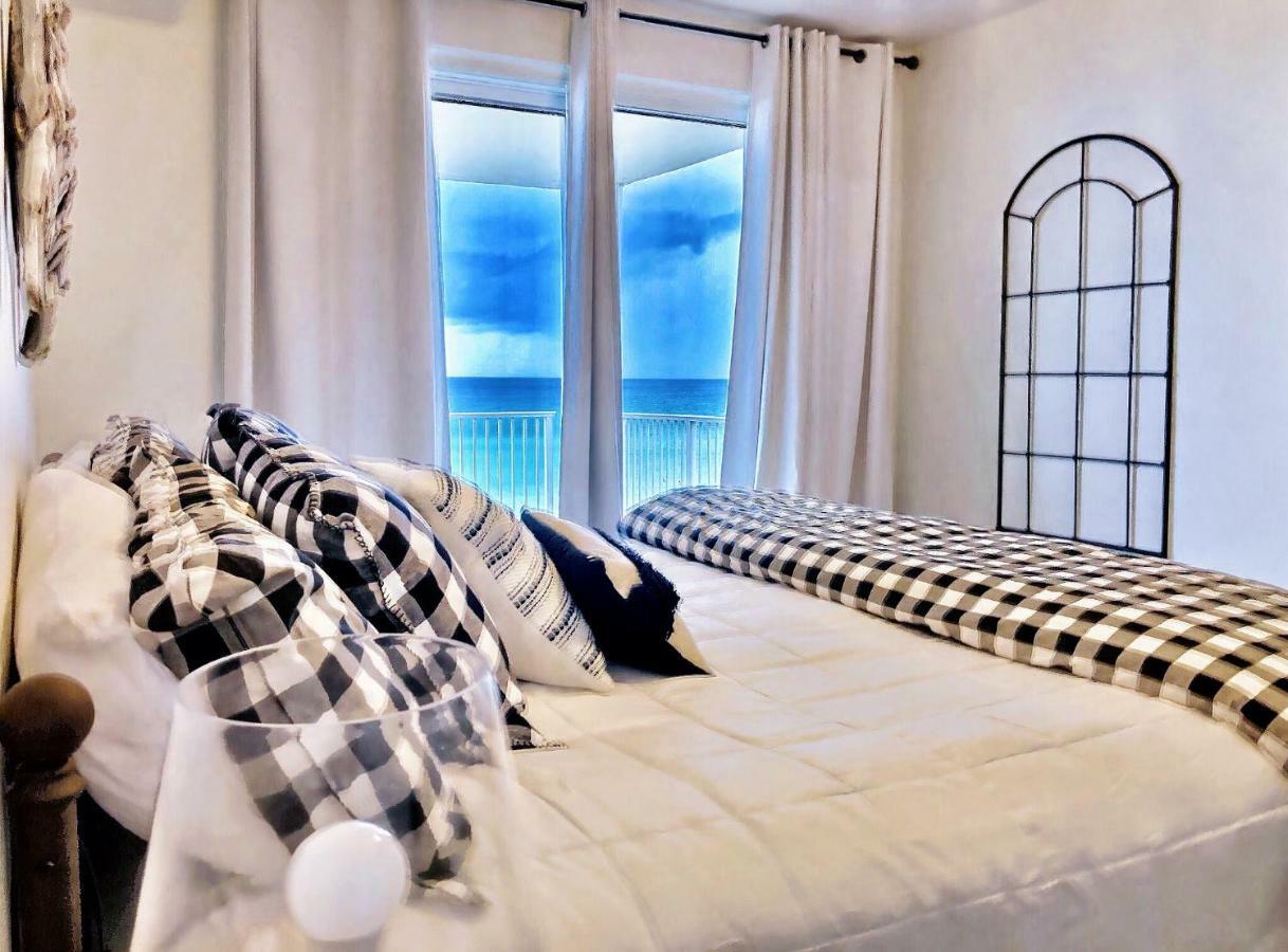 Barefoot Bliss - Beachfront Condo - Sleeps 12 パナマシティービーチ エクステリア 写真